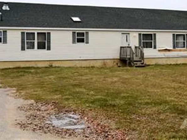 7037 Neff Rd, Mount Morris, MI 48458