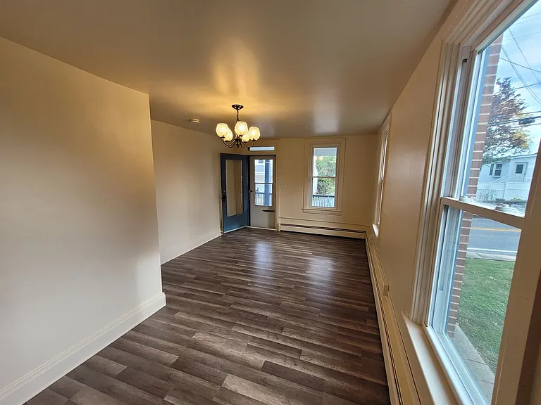 103 Schoolhouse Rd — Photo 9