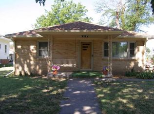 208 S Smith St, Holyrood, KS 67450