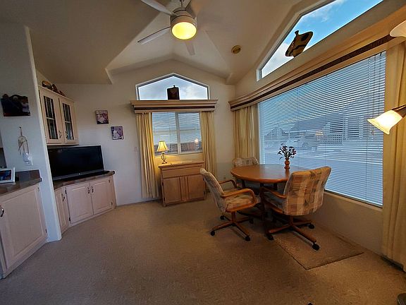 4th image of 4700 E Main St #884