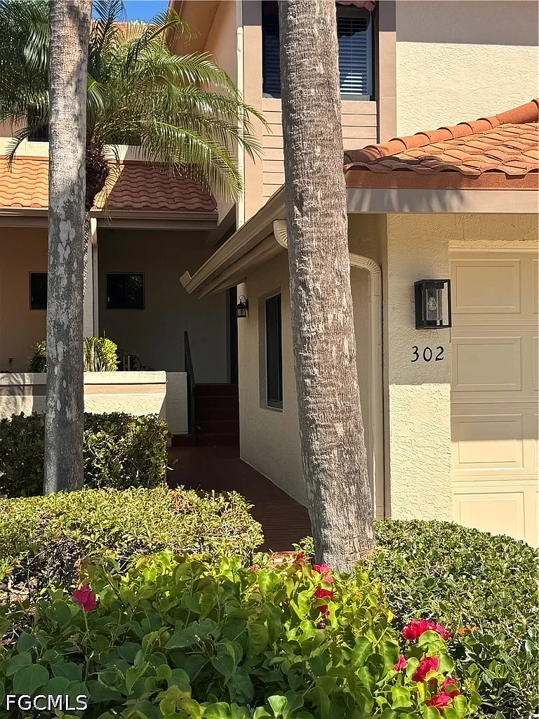 2 bed, 2.0 bath, 1700 sqft, $2,650 — Photo 3