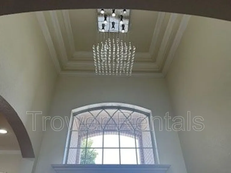 8104 San Antonio St — Photo 13
