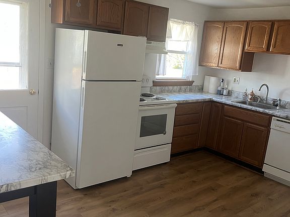 4th image of 319 Meadville St #5