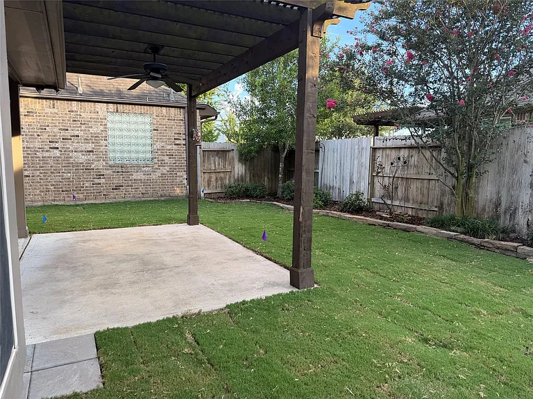 4906 Augusta Pointe Ct — Photo 32