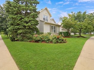 320 Berkshire Dr, Lake Villa, IL 60046