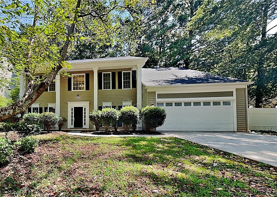 10035 Feather Sound Ct