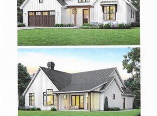 264 Harbor View Ln, Petoskey, MI 49770