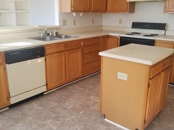 2nd image of 6221 Winthrope Dr