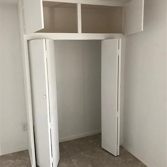 610 E Park Ave — Photo 15