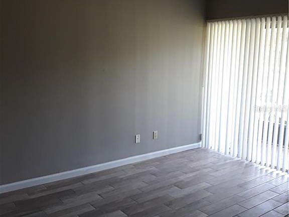 5th image of 16204 Rambling Vine Dr W