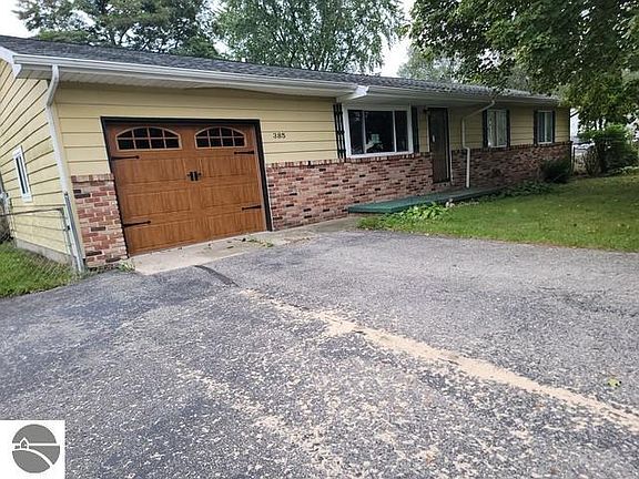 3rd image of 385 3rd St N