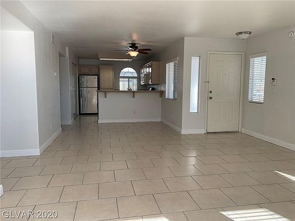 3rd image of 3125 N Buffalo Dr Unit 1115