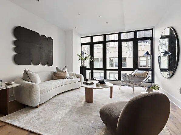 128 West 26th Street image 3 of 21