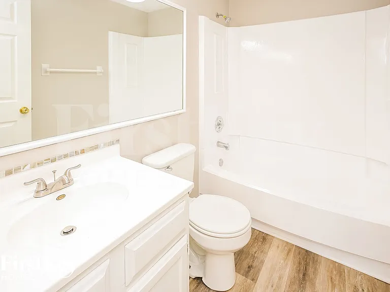 606 Sunblest Blvd S — Photo 13