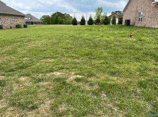 11 Village Ln, Boaz, AL 35956