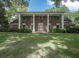 2065 Wood Creek Dr, Germantown, TN 38138