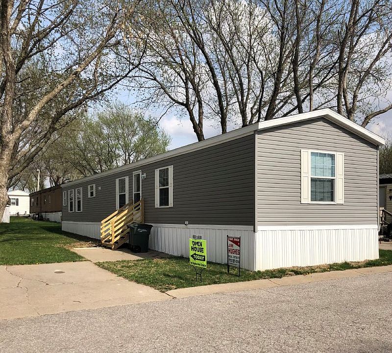 1st image of 65 Garfield Ln