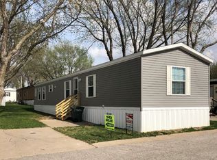 65 Garfield Ln, Glenwood, IA 51534