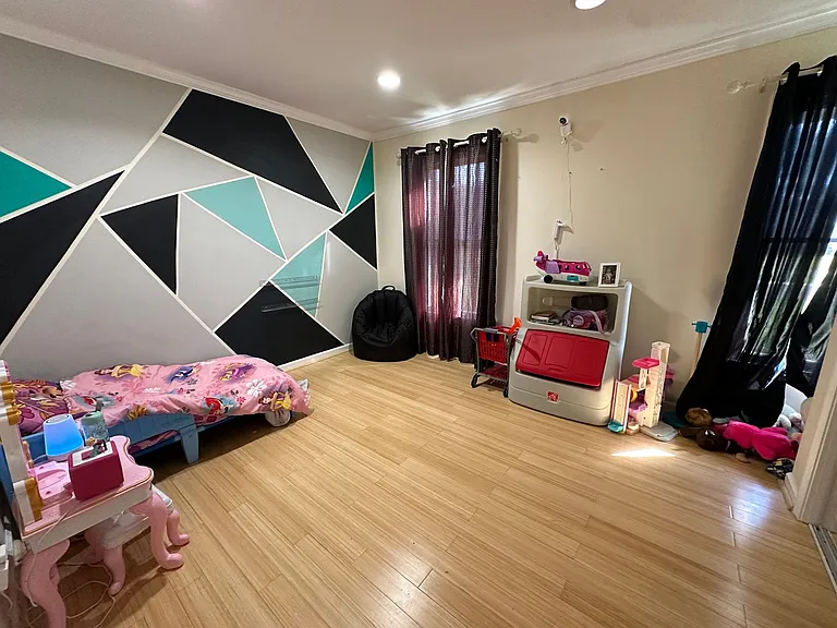 108 Jason Dr — Photo 6