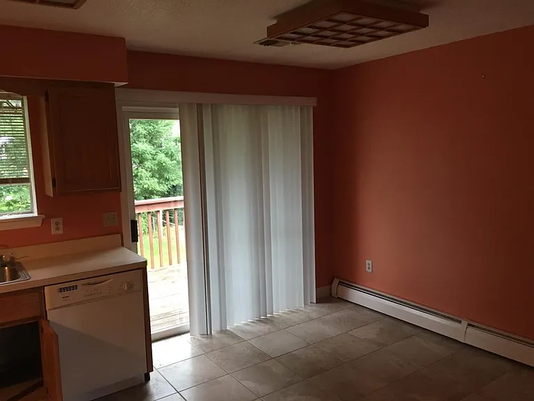23 Pinehurst Ave — Photo 11