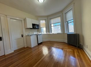 29 Park Dr #O5, Boston, MA 02215