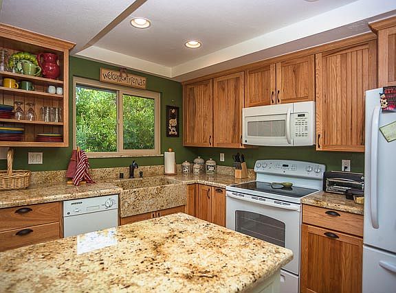 5th image of 245 Oak Leaf Dr #203