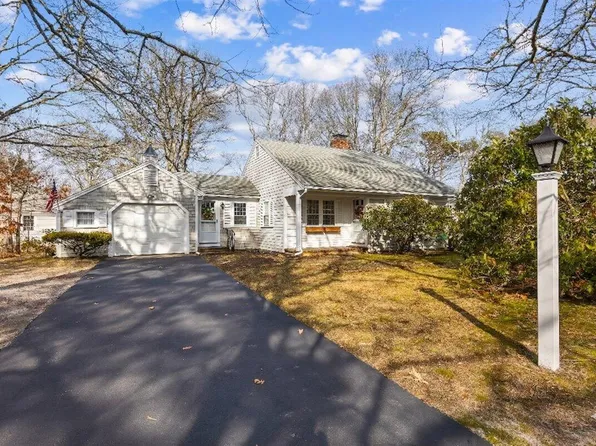 37 Touraine Way, South Yarmouth, MA 02664