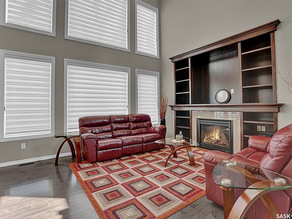 4th image of 3826 GOLDFINCH Way