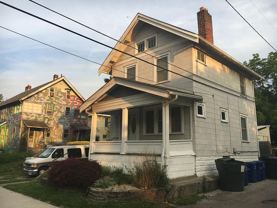 1st image of 419 Wyandotte Ave