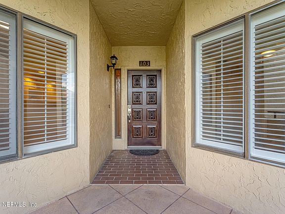 3rd image of 3820 LAVISTA Circle #103