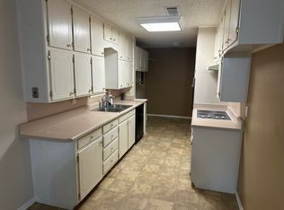 6963 Crabtree Ln, North Richland Hills, TX 76182