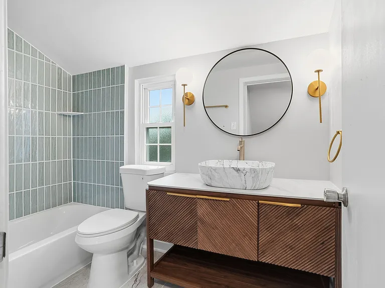 951 Rita Dr — Photo 13