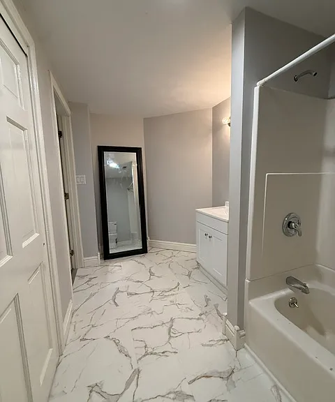 827 Market St #3 — Photo 15