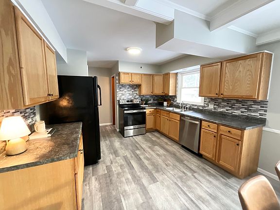 2nd image of 1258 Curwood Ct SE