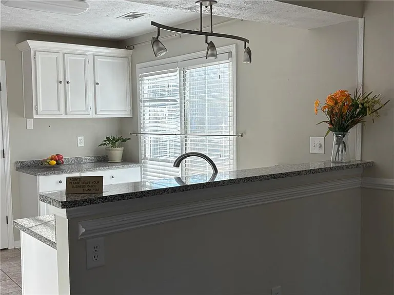 4870 Camberbridge Dr — Photo 3