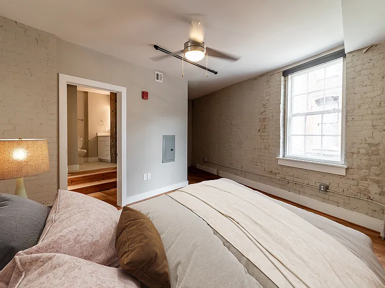 117 S 14th St — Photo 13