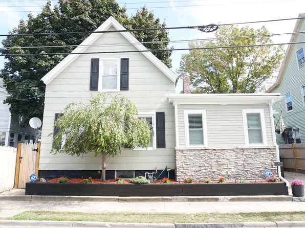 4 Fulton Street, Nashua, NH 03060