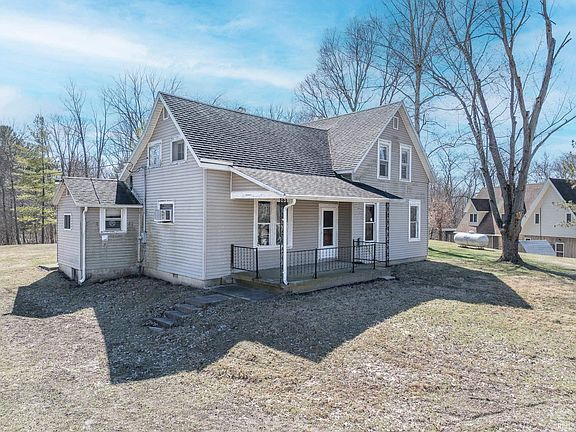 2nd image of 75 W Old Trl #35