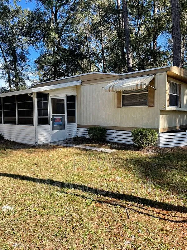 2 bed, 2.0 bath, 792 sqft, $500 — Photo 2