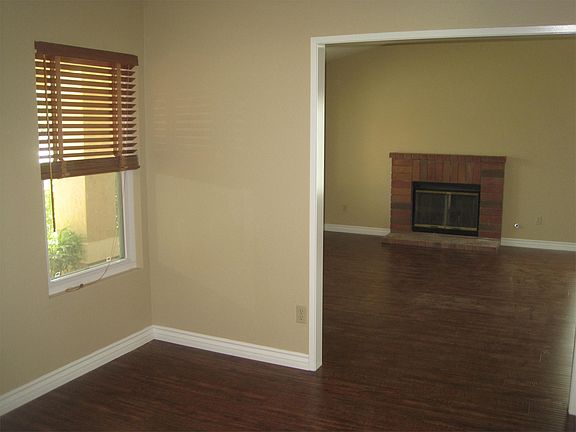 5th image of 13128 Entreken Ave