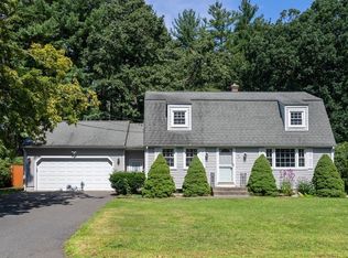 46 Kittredge Dr, Westfield, MA 01085