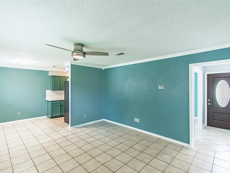 12906 Southspring Dr — Photo 9