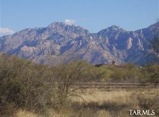 1468 W Turtle Dove Ln, Tucson, AZ 85755