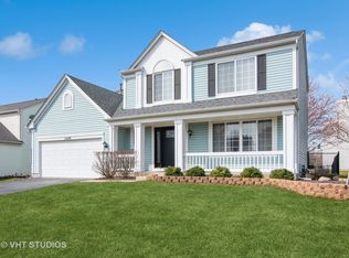 1549 Charlotte Cir, Naperville, IL 60564
