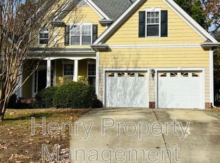 404 Acorn Falls Ct, Holly Springs, NC 27540