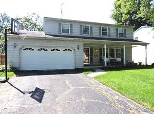 638 Stacey Ln, Maumee, OH 43537