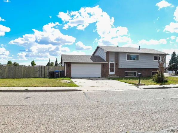 5501 Independence Dr, Cheyenne, WY 82001