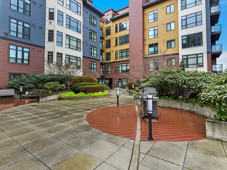 Central Courtyard with BBQ