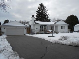 522 W Spruce St, East Rochester, NY 14445