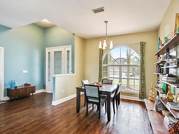 5th image of 2211 Heritage Crest Dr